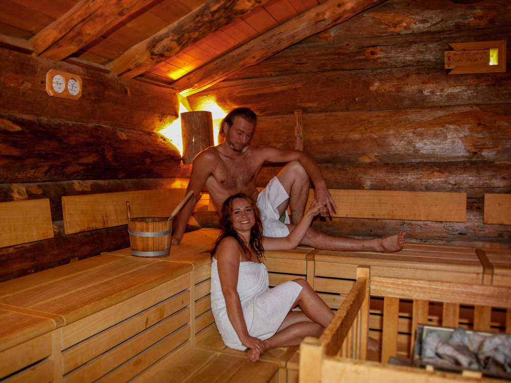 Blockbohlen-Sauna