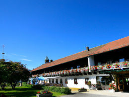 Das Hotel Gut Schmelmerhof Rettenbach Sankt Englmar Bayerischer Wald ...